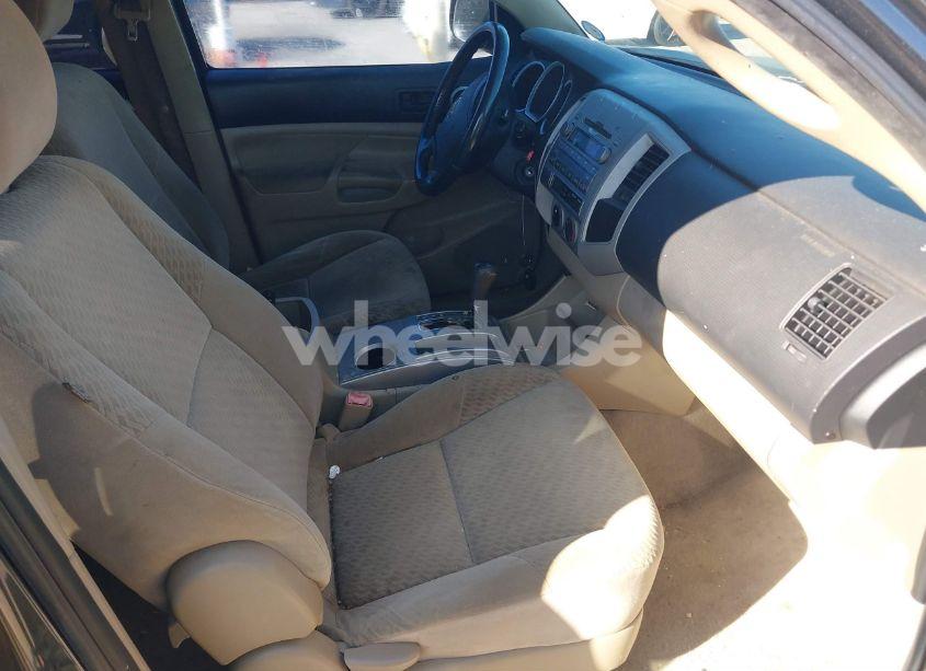 Photo 5 of 2009 Toyota Tacoma PRERUNNER V6 (VIN 3TMJU62N59M088137)