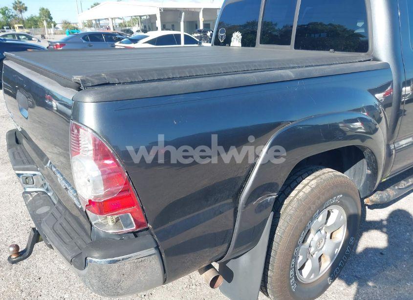 Photo 6 of 2009 Toyota Tacoma PRERUNNER V6 (VIN 3TMJU62N59M088137)