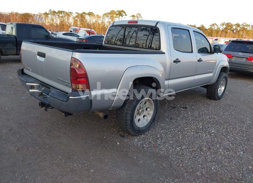 Photo 4 of 2006 Toyota Tacoma PRERUNNER V6 (VIN 3TMJU62N66M014057)