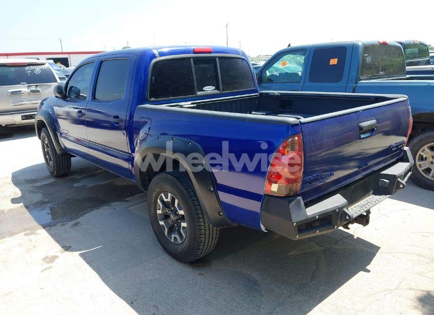 Photo 3 of 2005 Toyota Tacoma PRERUNNER V6 (VIN 3TMJU62N75M001803)