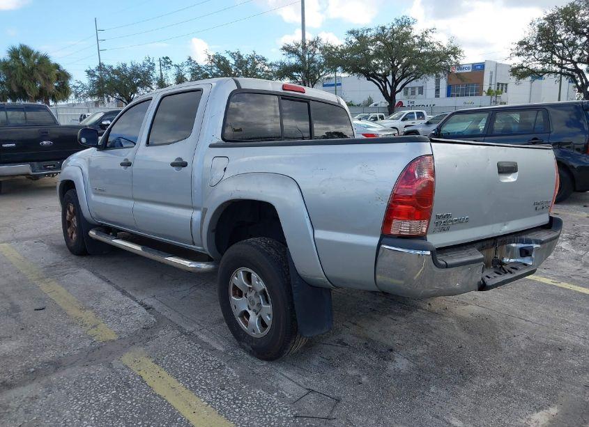 Photo 3 of 2008 Toyota Tacoma PRERUNNER V6 (VIN 3TMJU62N78M061181)