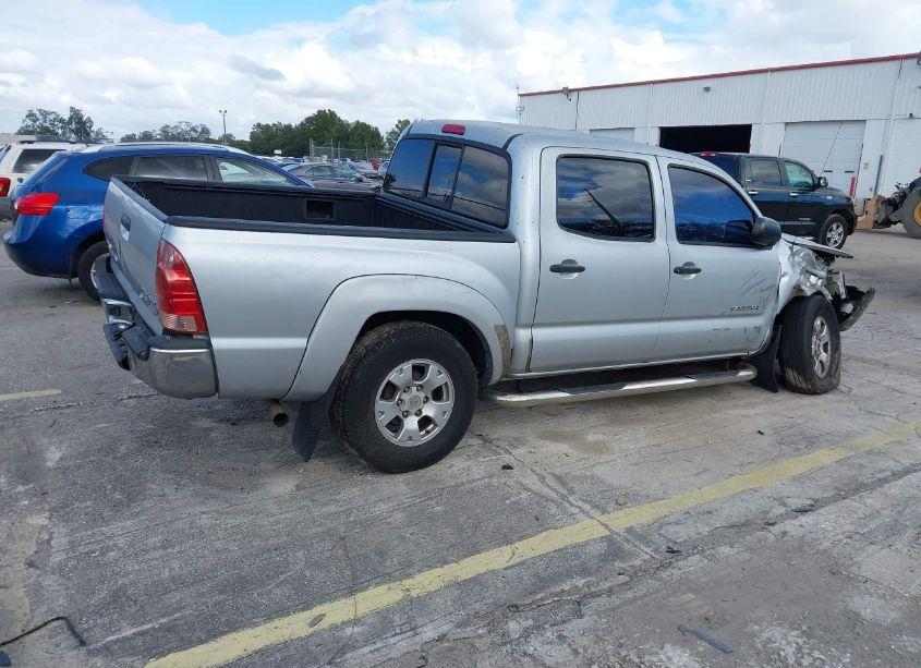 Photo 4 of 2008 Toyota Tacoma PRERUNNER V6 (VIN 3TMJU62N78M061181)