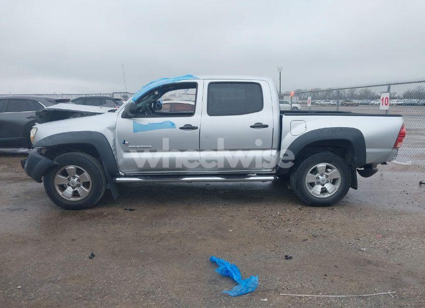 Photo 14 of 2008 Toyota Tacoma PRERUNNER V6 (VIN 3TMJU62N78M064162)
