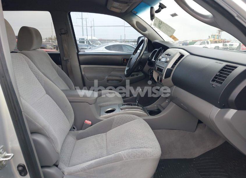 Photo 5 of 2008 Toyota Tacoma PRERUNNER V6 (VIN 3TMJU62N78M066610)