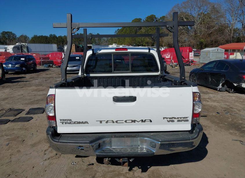 Photo 16 of 2009 Toyota Tacoma PRERUNNER V6 (VIN 3TMJU62N79M078810)