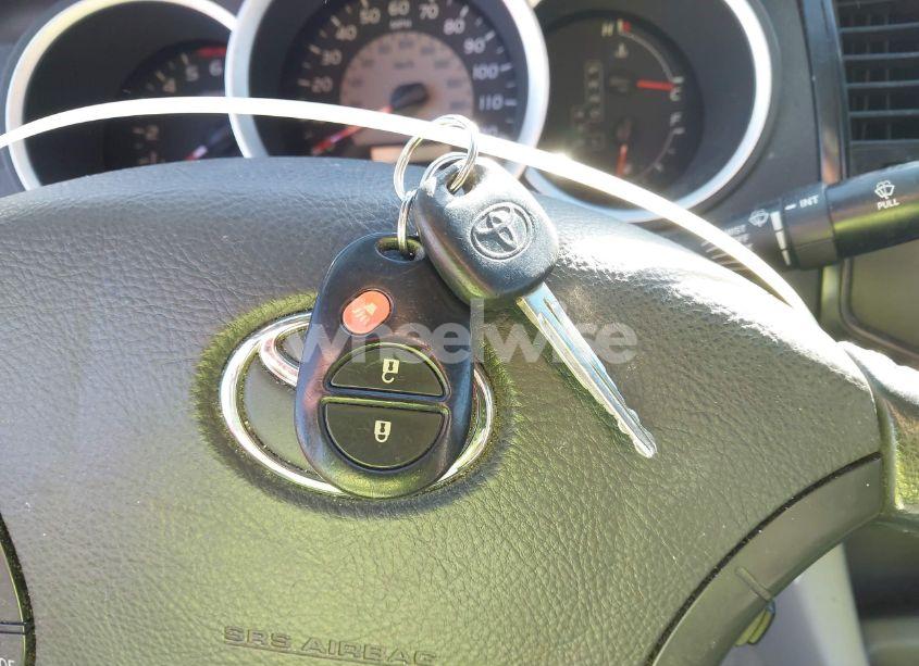 Photo 11 of 2005 Toyota Tacoma DOUBLE CAB PRERUNNER (VIN 3TMJU62N85M005715)