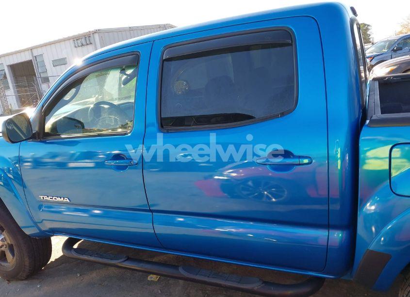 Photo 14 of 2005 Toyota Tacoma DOUBLE CAB PRERUNNER (VIN 3TMJU62N85M005715)
