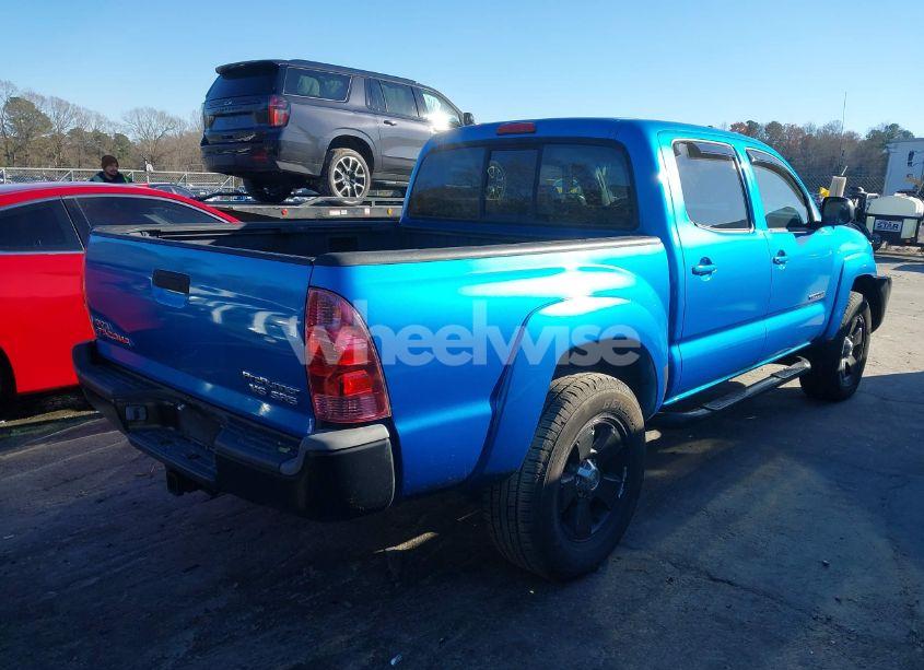 Photo 4 of 2005 Toyota Tacoma DOUBLE CAB PRERUNNER (VIN 3TMJU62N85M005715)