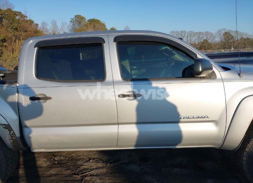 Photo 13 of 2007 Toyota Tacoma DOUBLE CAB PRERUNNER (VIN 3TMJU62N87M032187)