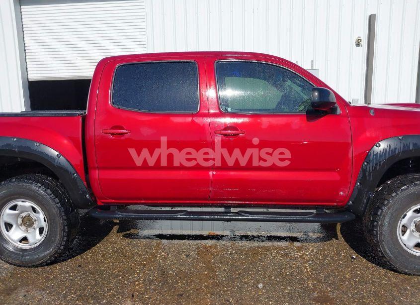 Photo 13 of 2007 Toyota Tacoma PRERUNNER V6 (VIN 3TMJU62N87M039947)