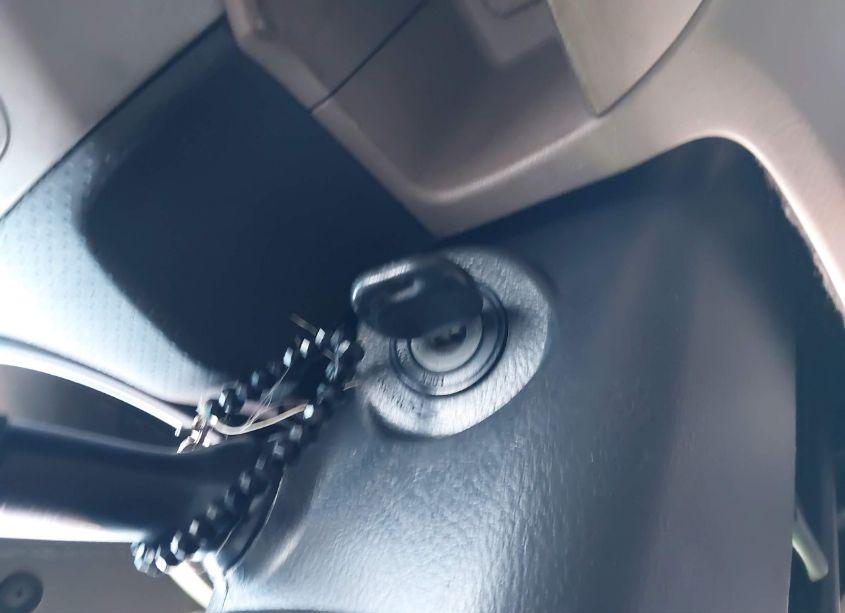 Photo 11 of 2008 Toyota Tacoma PRERUNNER V6 (VIN 3TMJU62N88M064039)