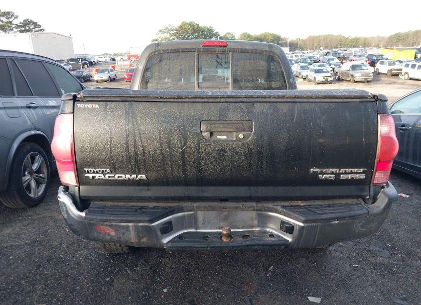 Photo 16 of 2008 Toyota Tacoma PRERUNNER V6 (VIN 3TMJU62N88M064039)