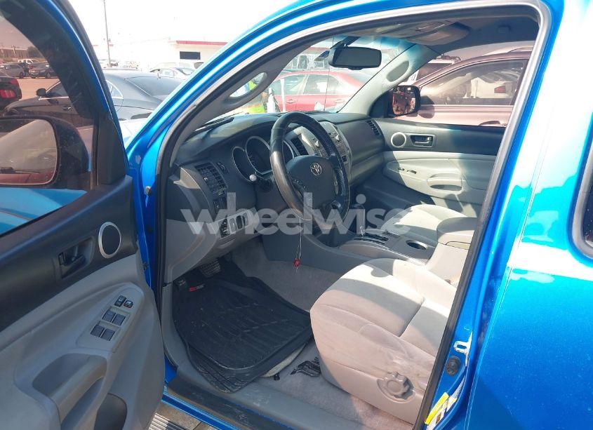 Photo 17 of 2009 Toyota Tacoma PRERUNNER V6 (VIN 3TMJU62N89M090108)