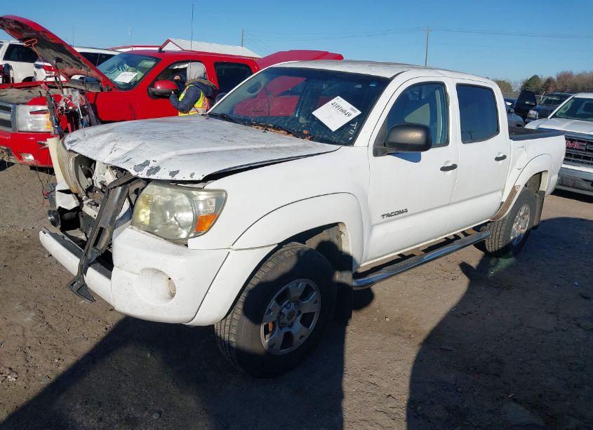 Photo 2 of 2008 Toyota Tacoma PRERUNNER V6 (VIN 3TMJU62N98M061229)