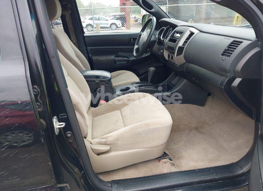 Photo 5 of 2006 Toyota Tacoma PRERUNNER V6 (VIN 3TMJU62NX6M014398)