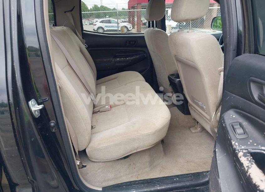 Photo 8 of 2006 Toyota Tacoma PRERUNNER V6 (VIN 3TMJU62NX6M014398)