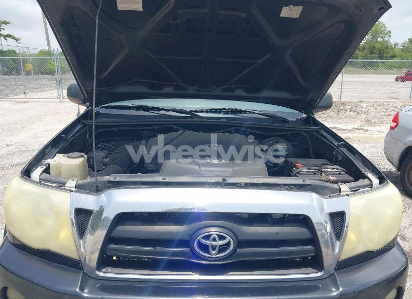 Photo 10 of 2006 Toyota Tacoma PRERUNNER V6 (VIN 3TMJU62NX6M026499)