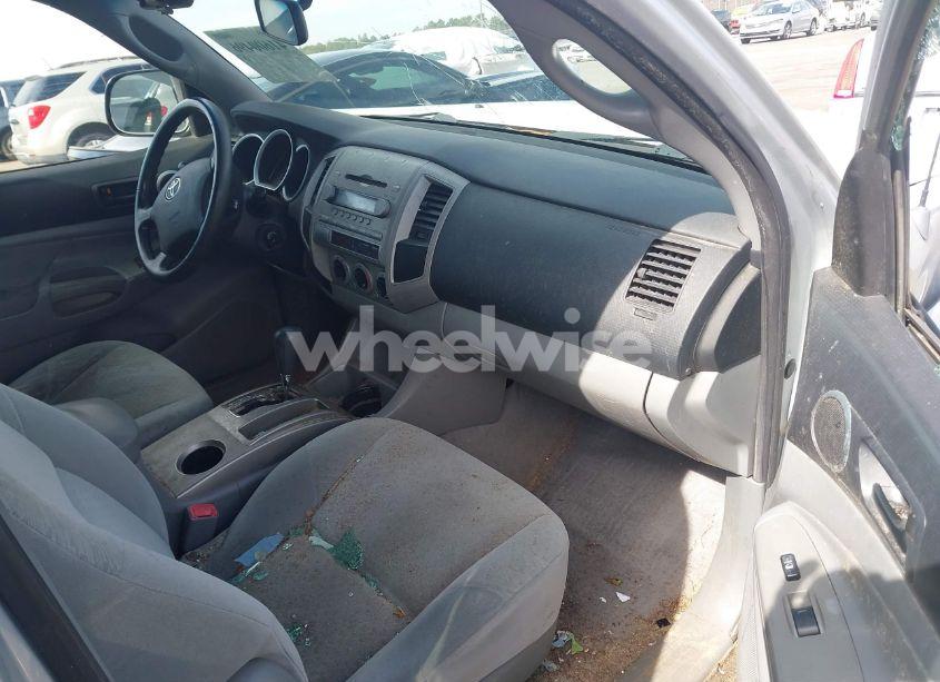 Photo 5 of 2006 Toyota Tacoma PRERUNNER V6 (VIN 3TMJU62NX6M026695)