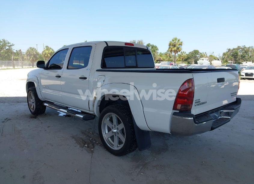 Photo 3 of 2006 Toyota Tacoma PRERUNNER (VIN 3TMJU62NX6M026776)