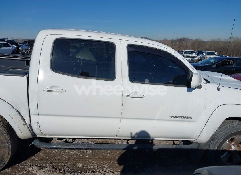 Photo 13 of 2008 Toyota Tacoma DOUBLE CAB PRERUNNER (VIN 3TMJU62NX8M068268)