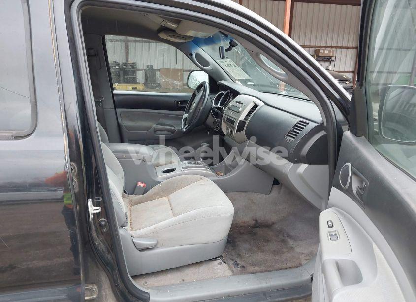 Photo 5 of 2008 Toyota Tacoma PRERUNNER V6 (VIN 3TMJU62NX8M070697)