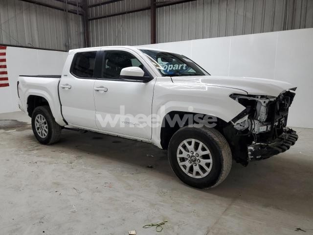 Photo 2 of 2024 TOYOTA TACOMA DOUBLE CAB (VIN 3TMKB5FN2RM011207)