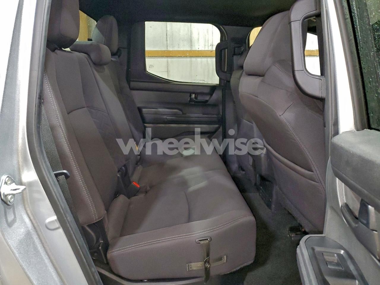 Photo 10 of 2024 TOYOTA TACOMA DOUBLE CAB (VIN 3TMKB5FN5RM010052)