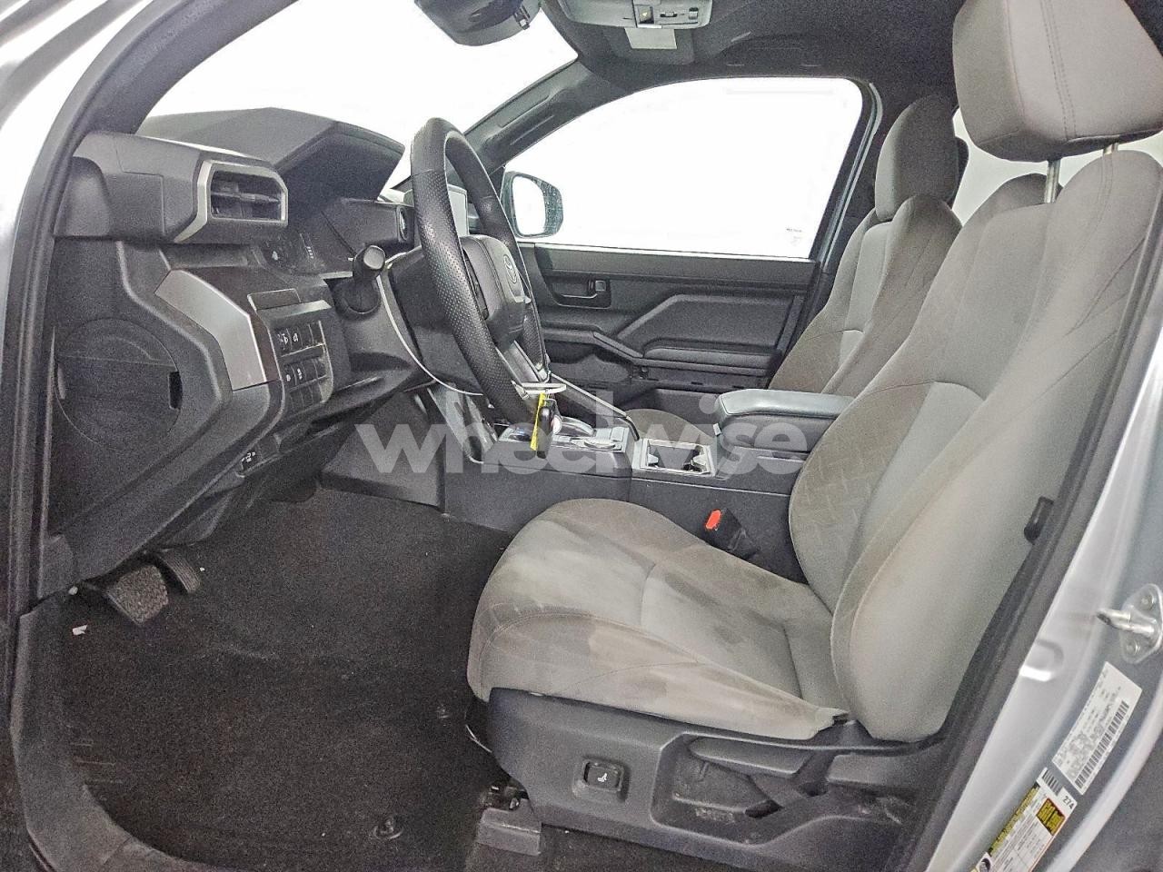 Photo 7 of 2024 TOYOTA TACOMA DOUBLE CAB (VIN 3TMKB5FN5RM011931)