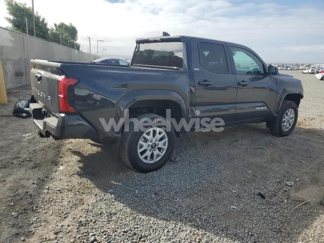 Photo 7 of 2024 TOYOTA TACOMA DOUBLE CAB (VIN 3TMKB5FN5RM015171)
