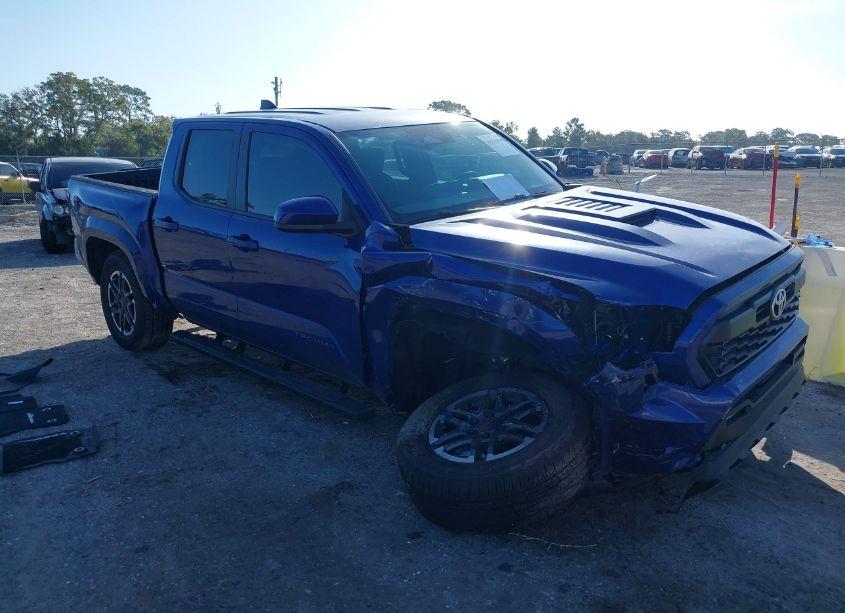 2024 Toyota Tacoma TRD SPORT (VIN 3TMKB5FN6RM003577) main photo