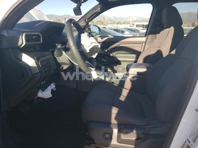 Photo 4 of 2024 TOYOTA TACOMA DOUBLE CAB (VIN 3TMKB5FN9RM005162)