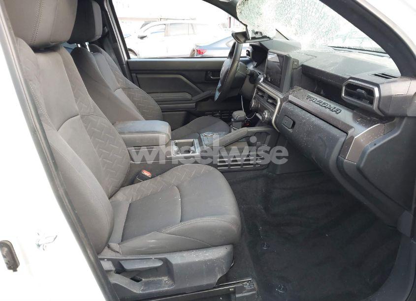 Photo 5 of 2024 Toyota Tacoma SR5 (VIN 3TMKB5FN9RM021815)