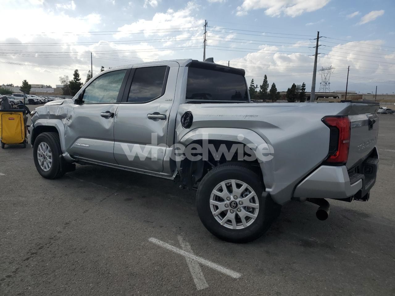 Photo 2 of 2025 TOYOTA TACOMA DOUBLE CAB (VIN 3TMKB5FN9SM048650)