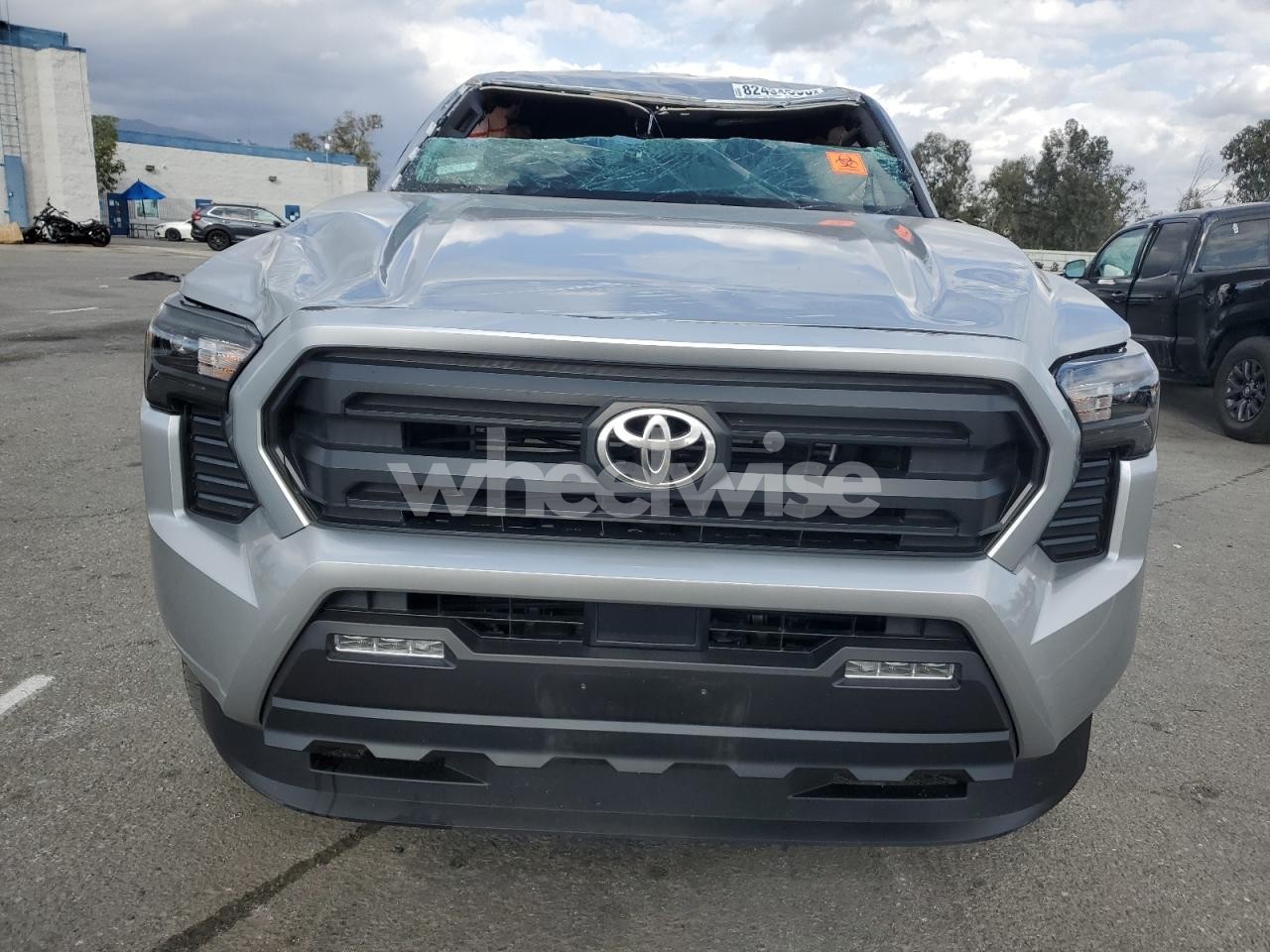 Photo 5 of 2025 TOYOTA TACOMA DOUBLE CAB (VIN 3TMKB5FN9SM048650)