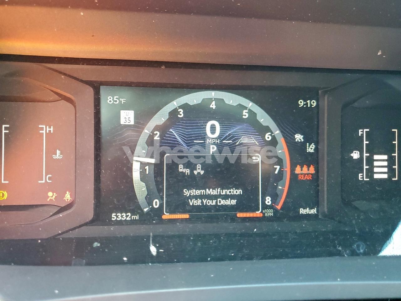 Photo 9 of 2025 TOYOTA TACOMA DOUBLE CAB (VIN 3TMKB5FN9SM048650)