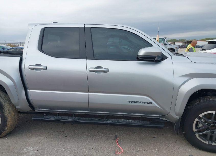 Photo 13 of 2024 Toyota Tacoma TRD SPORT (VIN 3TMKB5FNXRM006479)