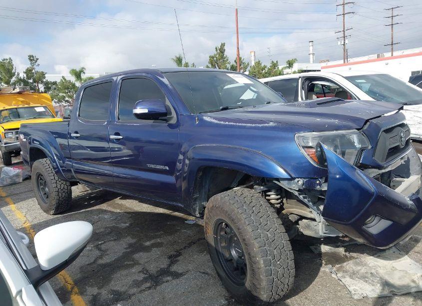 Photo 14 of 2013 Toyota Tacoma DBL CAB PRERUNNER LNG BED (VIN 3TMKU4HN2DM035498)