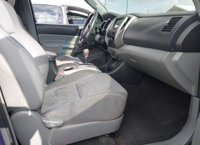 Photo 5 of 2013 Toyota Tacoma DBL CAB PRERUNNER LNG BED (VIN 3TMKU4HN2DM035498)