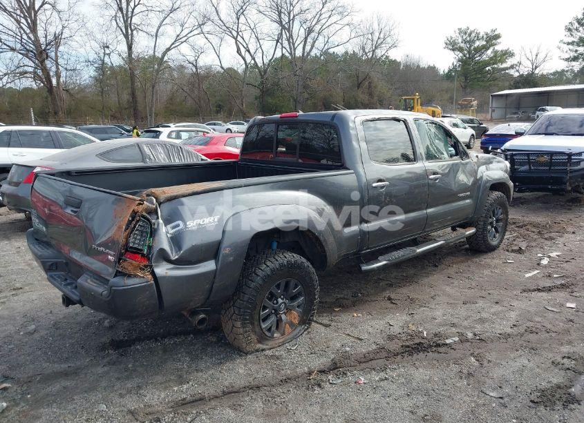Photo 4 of 2014 Toyota Tacoma DBL CAB PRERUNNER LNG BED (VIN 3TMKU4HN2EM041531)