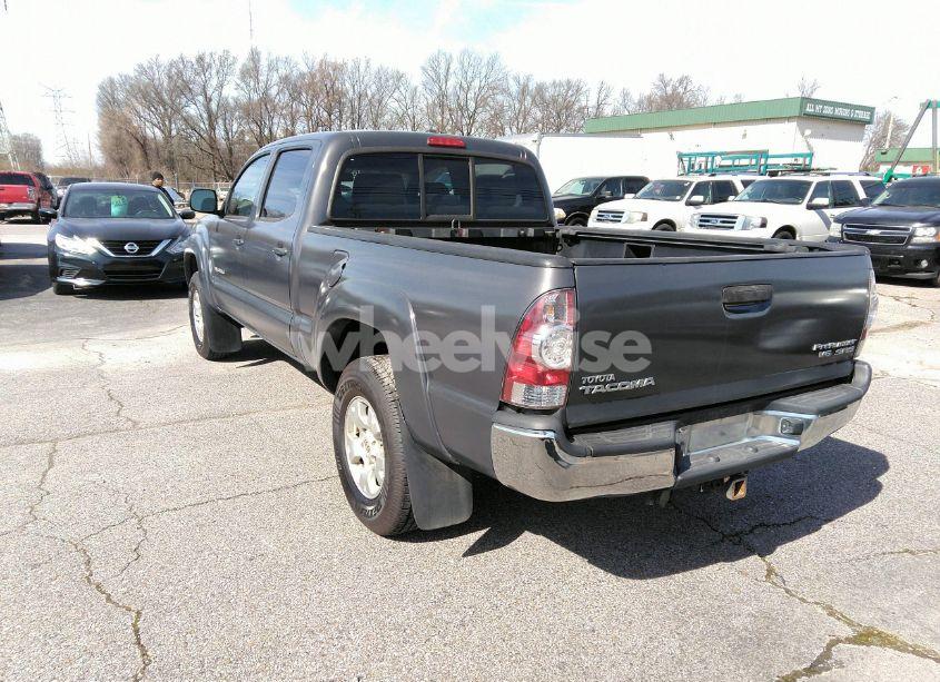 Photo 3 of 2010 Toyota Tacoma PRERUNNER V6 (VIN 3TMKU4HN4AM025776)
