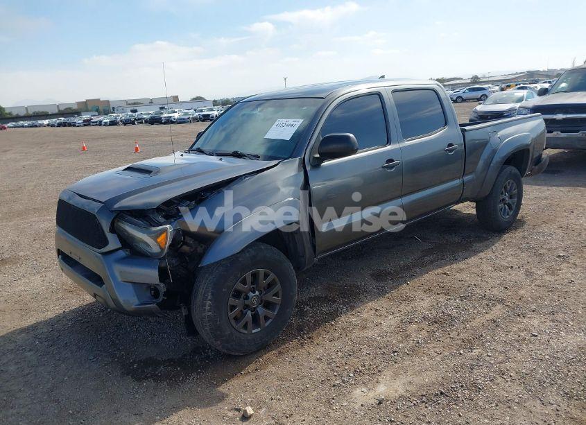 Photo 2 of 2013 Toyota Tacoma DBL CAB PRERUNNER LNG BED (VIN 3TMKU4HN4DM037642)