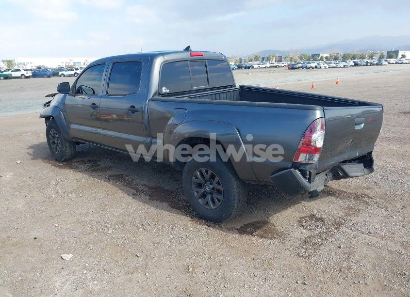 Photo 3 of 2013 Toyota Tacoma DBL CAB PRERUNNER LNG BED (VIN 3TMKU4HN4DM037642)