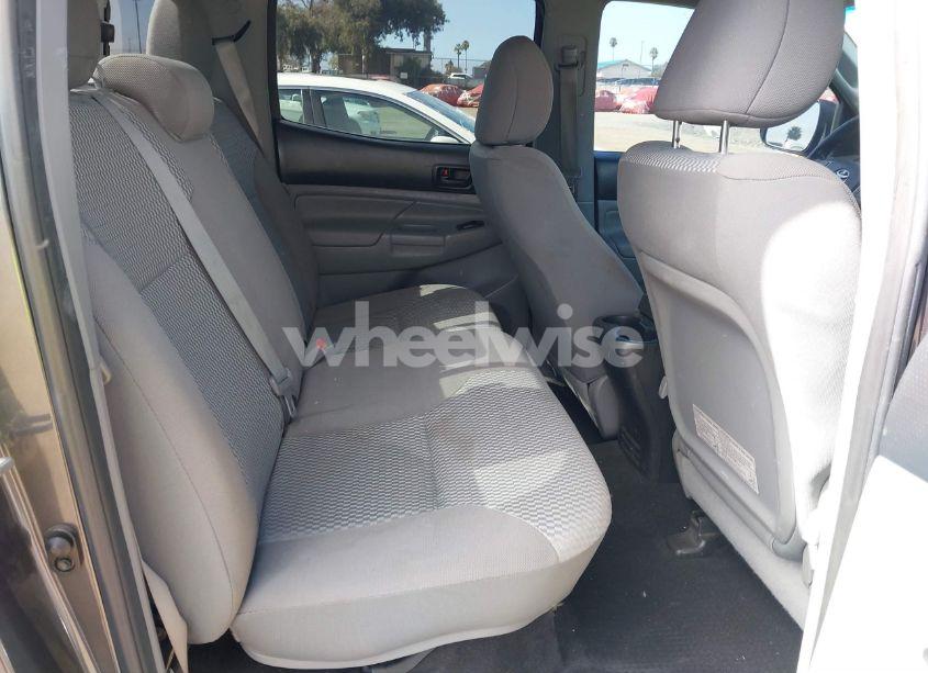 Photo 8 of 2013 Toyota Tacoma DBL CAB PRERUNNER LNG BED (VIN 3TMKU4HN4DM037642)