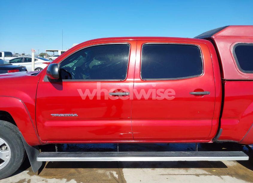 Photo 15 of 2014 Toyota Tacoma PRERUNNER V6 (VIN 3TMKU4HN4EM041871)