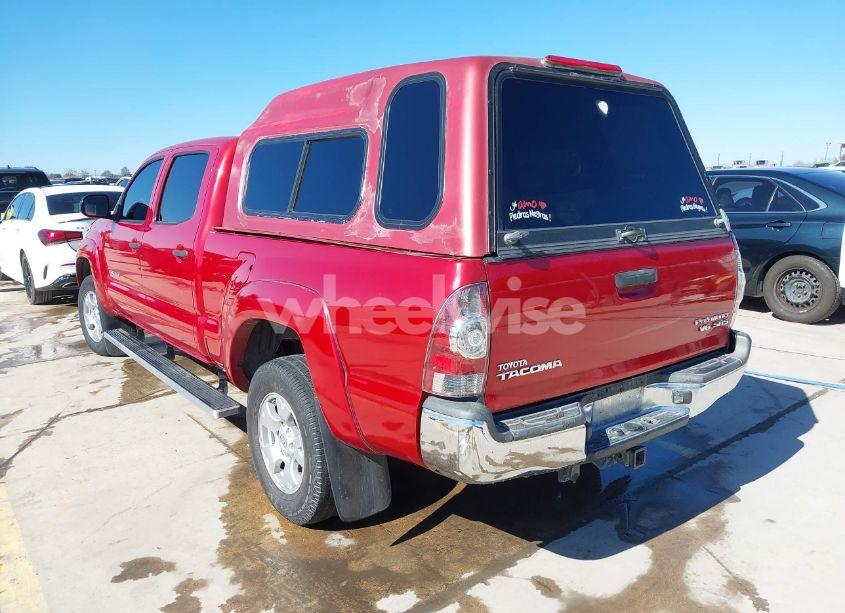 Photo 3 of 2014 Toyota Tacoma PRERUNNER V6 (VIN 3TMKU4HN4EM041871)