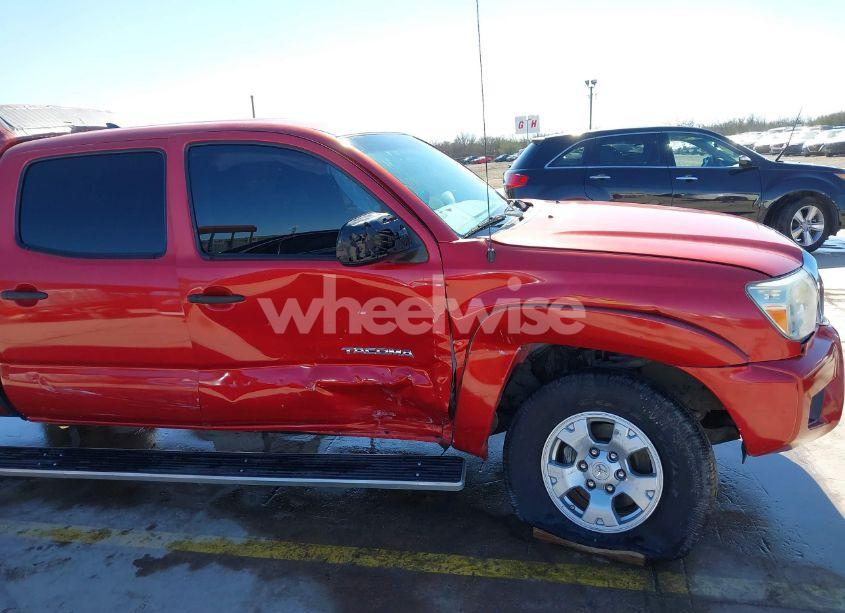 Photo 6 of 2014 Toyota Tacoma PRERUNNER V6 (VIN 3TMKU4HN4EM041871)