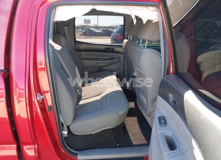 Photo 8 of 2014 Toyota Tacoma PRERUNNER V6 (VIN 3TMKU4HN4EM041871)