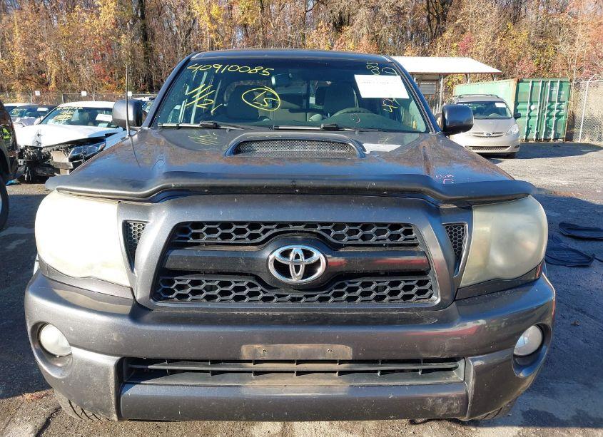 Photo 12 of 2011 Toyota Tacoma DBL CAB PRERUNNER LNG BED (VIN 3TMKU4HN6BM029328)