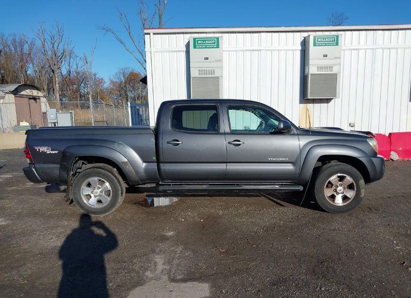 Photo 13 of 2011 Toyota Tacoma DBL CAB PRERUNNER LNG BED (VIN 3TMKU4HN6BM029328)