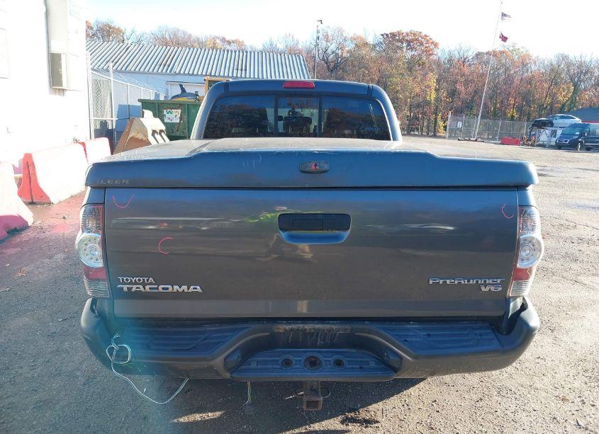 Photo 16 of 2011 Toyota Tacoma DBL CAB PRERUNNER LNG BED (VIN 3TMKU4HN6BM029328)